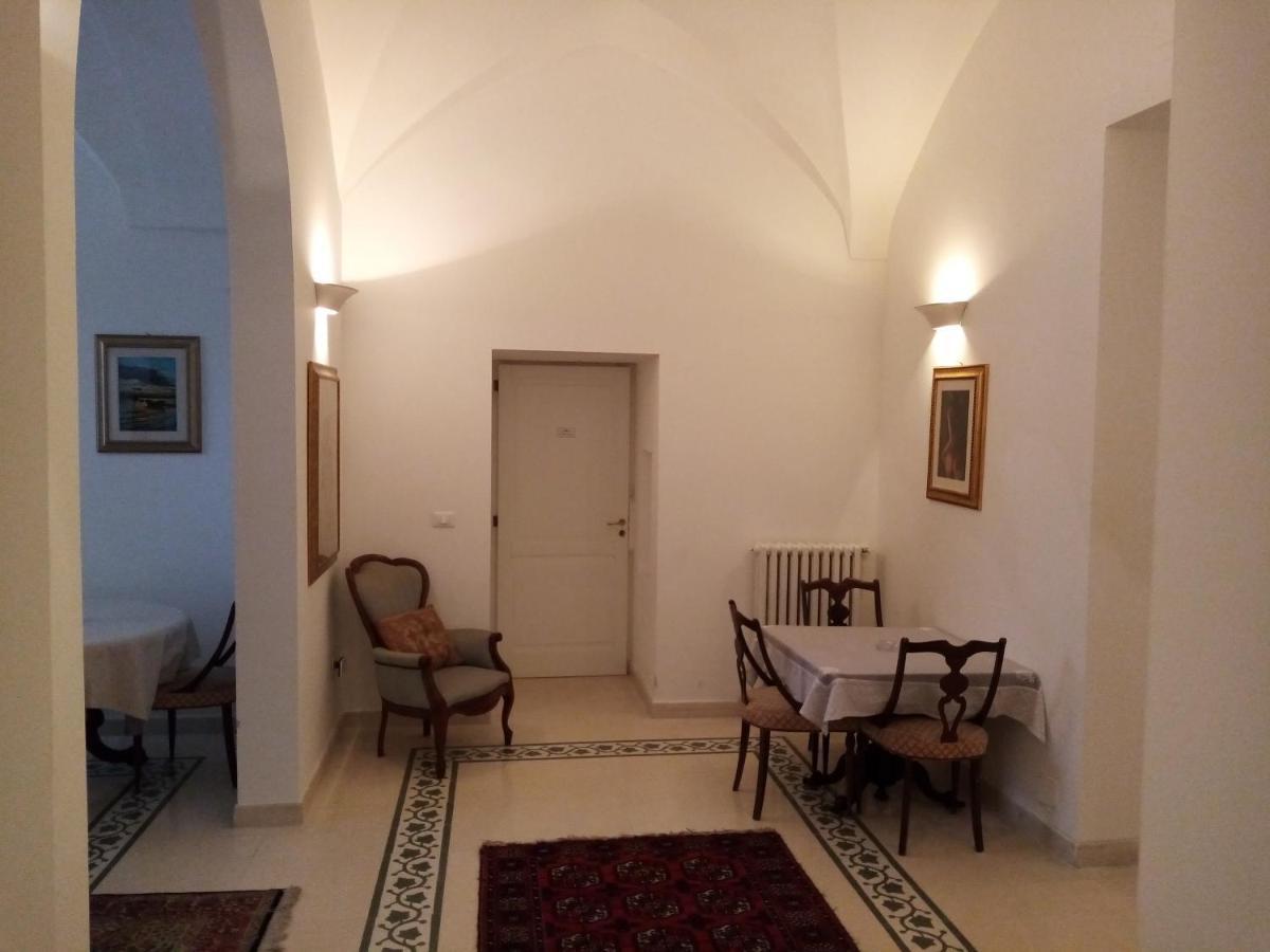 Dimora Storica Le Perle Bed and Breakfast Lecce Exteriör bild