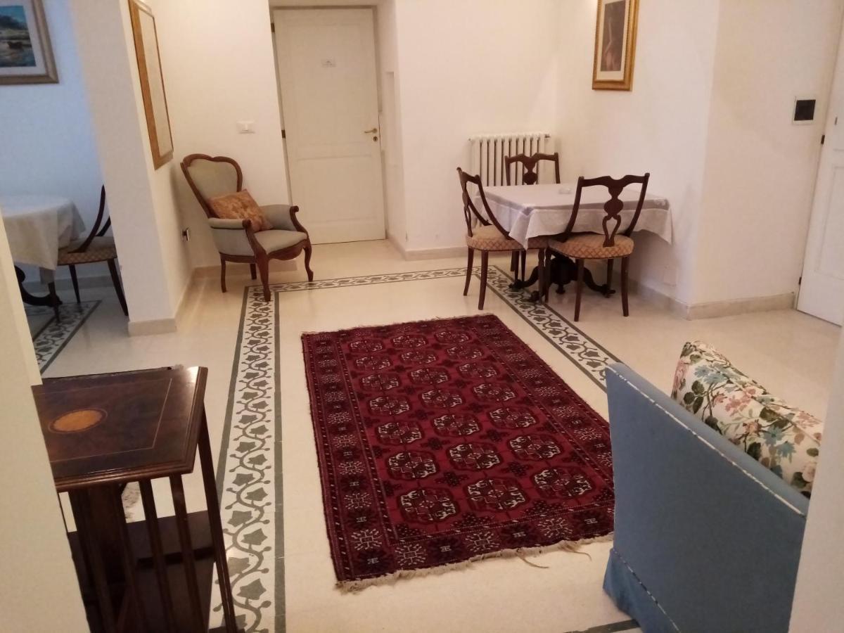 Dimora Storica Le Perle Bed and Breakfast Lecce Exteriör bild