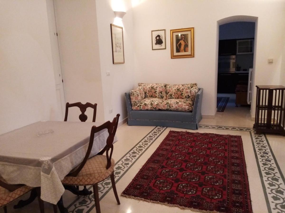 Dimora Storica Le Perle Bed and Breakfast Lecce Exteriör bild