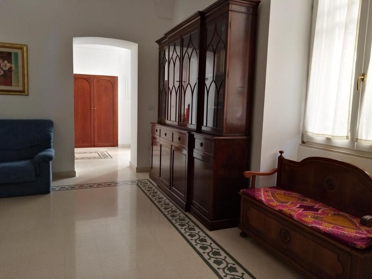 Dimora Storica Le Perle Bed and Breakfast Lecce Exteriör bild