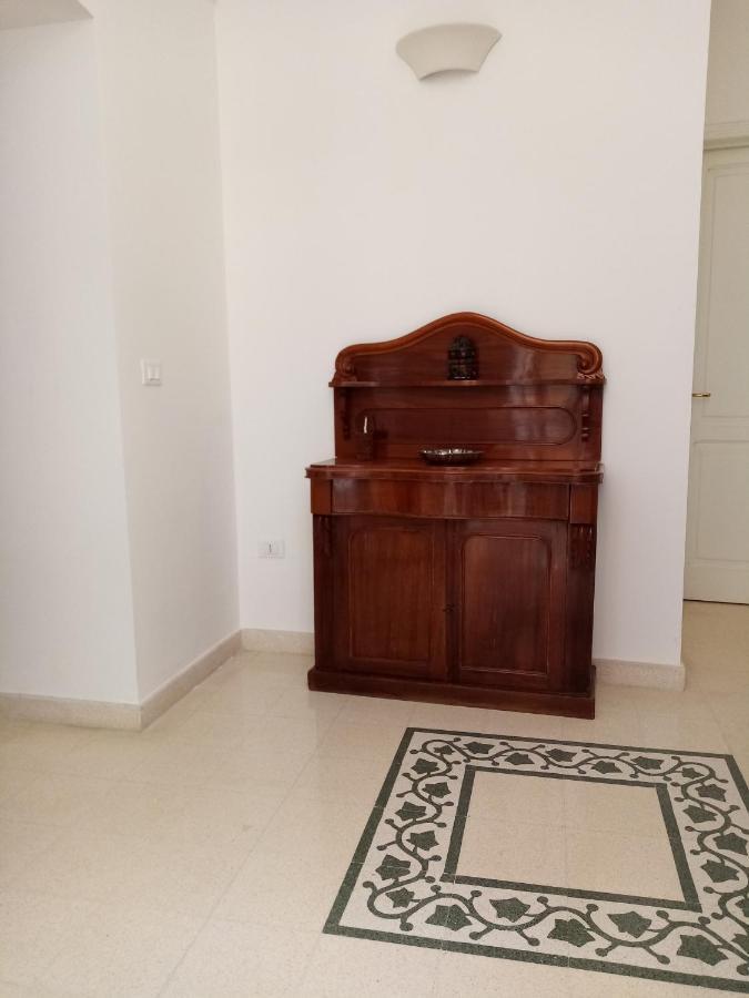Dimora Storica Le Perle Bed and Breakfast Lecce Exteriör bild