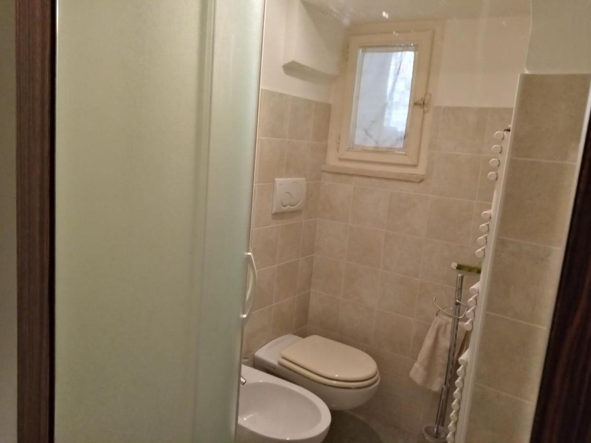 Dimora Storica Le Perle Bed and Breakfast Lecce Exteriör bild