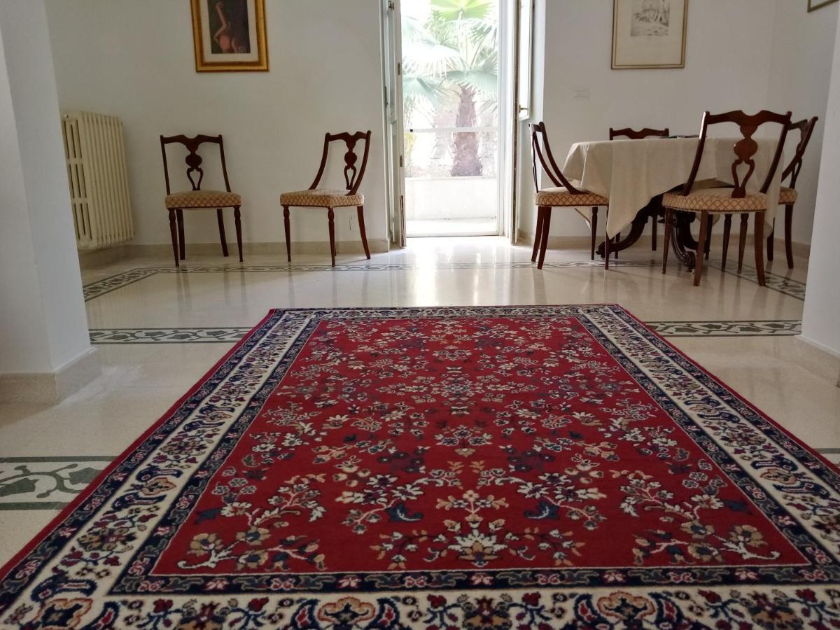 Dimora Storica Le Perle Bed and Breakfast Lecce Exteriör bild