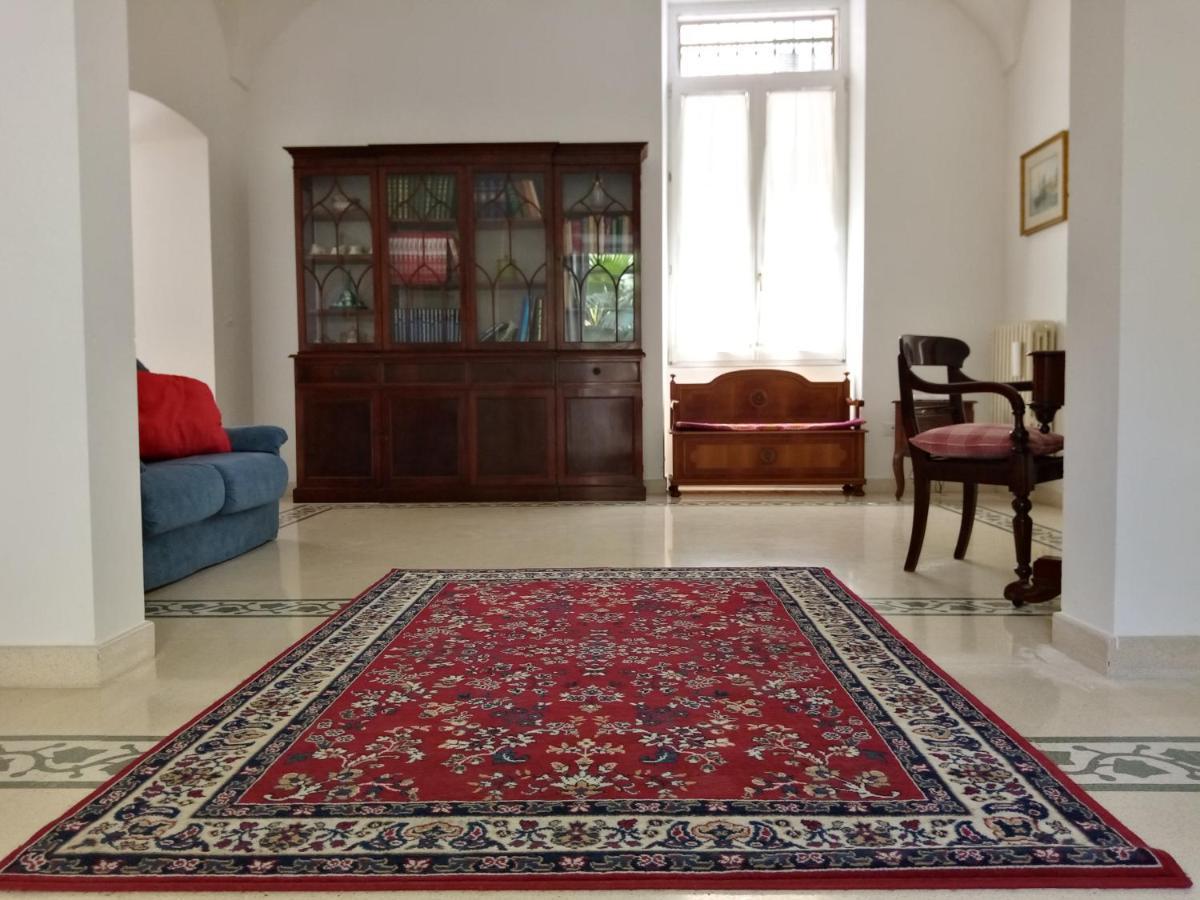 Dimora Storica Le Perle Bed and Breakfast Lecce Exteriör bild