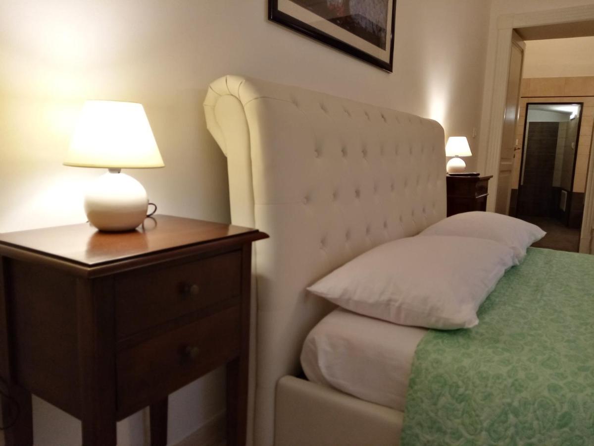 Dimora Storica Le Perle Bed and Breakfast Lecce Exteriör bild