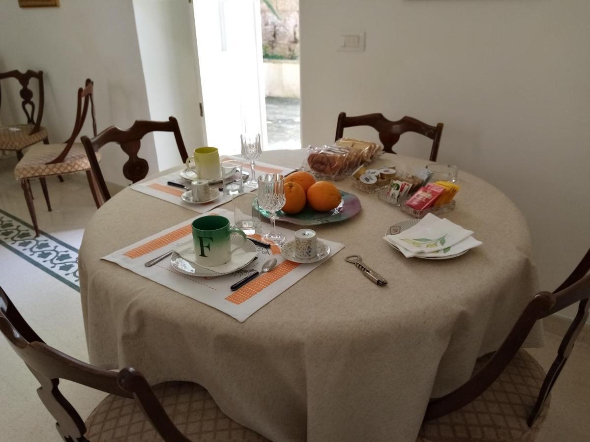 Dimora Storica Le Perle Bed and Breakfast Lecce Exteriör bild